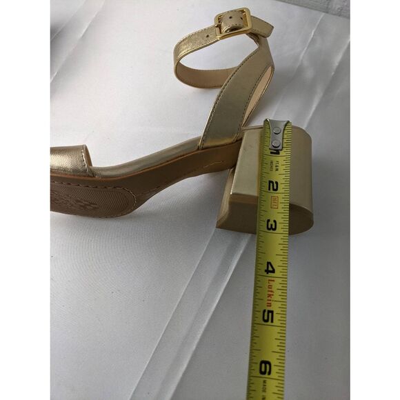 Vince Camuto Strappy Gold Tone Leather‎ Block Heels  Sandals Size 7.5 US New - Picture 7 of 8